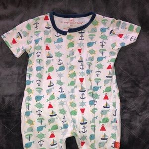 Magnetic Closure Sleeper